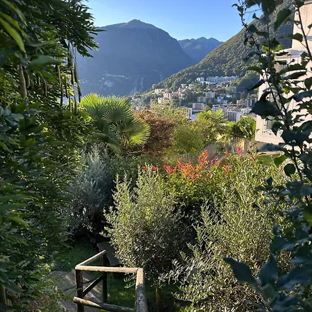 View Palm Garden 펜션 루가노