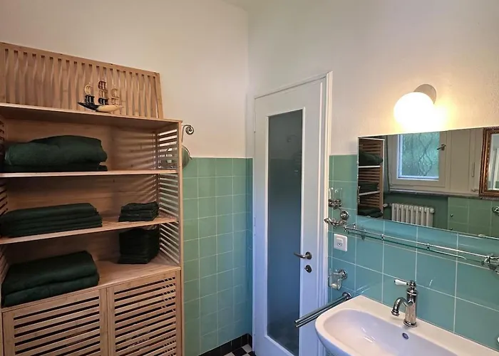 View Palm Garden Lugano