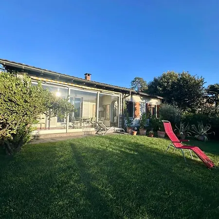 Semesterbostad View Palm Garden